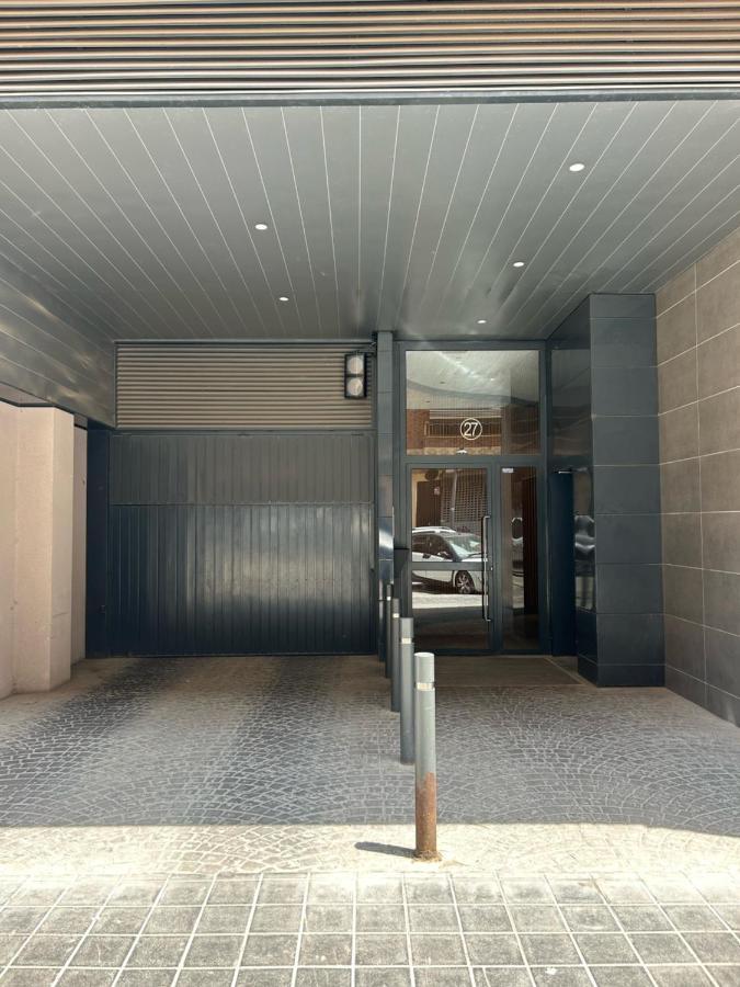 Lujoso Hogar Cerca Del Casco Antiguo De La Ciudad Apartment Valencia Ngoại thất bức ảnh